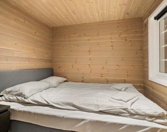 Manndalen Sjøbuer in Lapland Noorwegen slaapkamer.