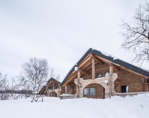 Tundrea Holiday Resort in Lapland Finland chalet in de sneeuw