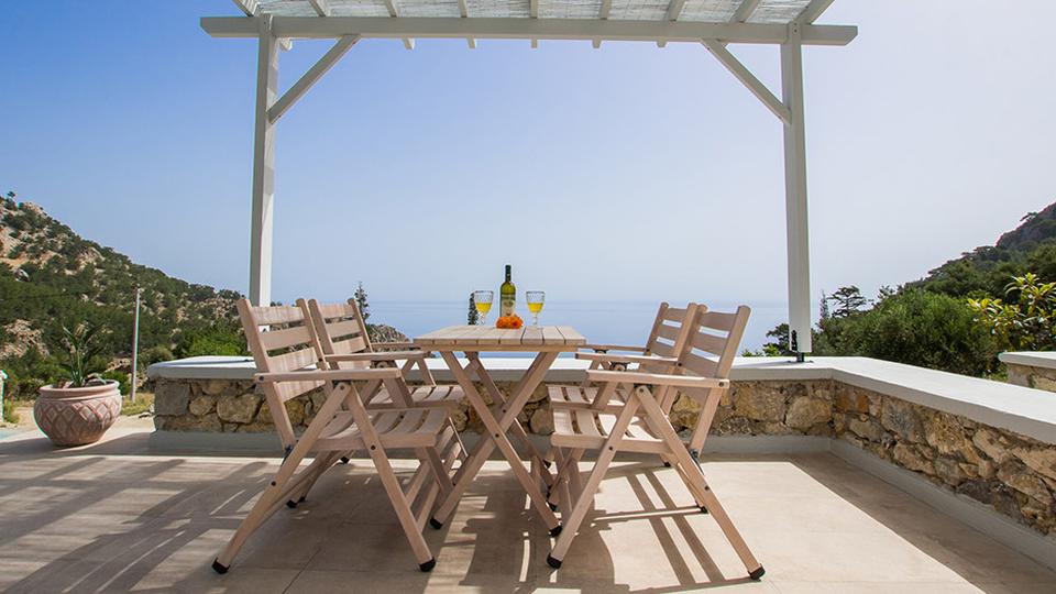 Nature e Mare Griekenland Terras met uitzicht op zee Nature e Mare in Griekenland Terras met uitzicht op de zee.